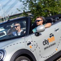 CityBee начал предлагать в Латвии каршеринг кабриолетов