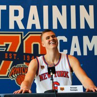 Porziņģis par katru bloķētu metienu ziedos 500 dolārus Ņujorkas jauno basketbolistu izglītībai