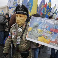 В Киеве прошли акции протеста перед встречей Путина и Зеленского в Париже