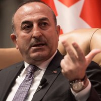 Turcija vēlas Ukrainas neatkarības atzīšanu, paziņo ārlietu ministrs