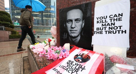 На похороны Алексея Навального пришли не менее 16 тысяч человек — "Белый счетчик"