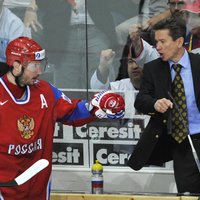 Bijušais Krievijas hokejistu stūrmanis Bikovs kritizē LHF par KHL spēlētāju neizsaukšanu uz izlasi