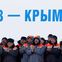 Putins atklāj gāzesvadu uz okupēto Krimu; sagaida ekonomikas uzplaukumu
