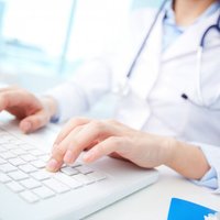 Viskūtrāk līgumus par e-veselību slēdz ģimenes ārsti no Rīgas