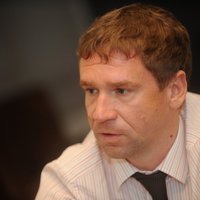 Антонов подал апелляцию на прекращение производства по иску о взыскании денег с Литвы