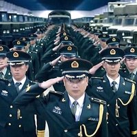 Ķīnieši ar iespaidīgu video un repošanu aicina jauniešus stāties armijā