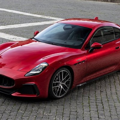 Jaunais 'Maserati GranTurismo' arī 760 ZS elektriskajā versijā