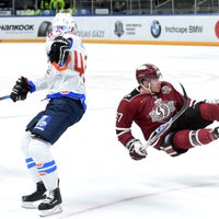 Rīgas 'Dinamo' ar uzvaru 'bullīšos' pār Ābola trenēto 'Lada' atsāk KHL čempionātu