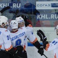 Spēlētāji nolēmuši apmaksāt 'Severstaļ' trenerim piespiesto KHL sodu