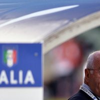 Itālijas Futbola federācijas prezidents rasistisku izteikumu dēļ saņem pusgada diskvalifikāciju