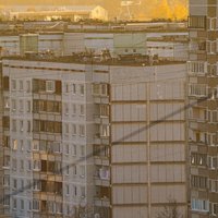 Attīstītājs: padomju laika daudzstāvu dzīvojamu ēku renovācija Rīgā ir maz ticama