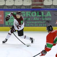 Latvijas izlases treniņiem pievienojušies trīs hokejisti