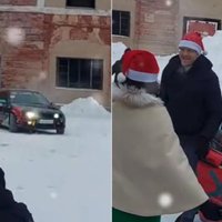 Video: Mērs Elksniņš pie eglītes piedriftē ar BMW; policija ierosinājusi lietu