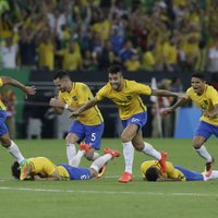 ВИДЕО: Футболисты Бразилии наконец-то выиграли Олимпиаду