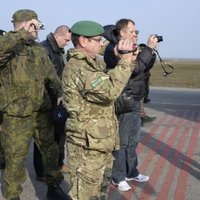 EDSO novērotājus atkal neielaiž Krimā; bruņotie vīri atklāj uguni