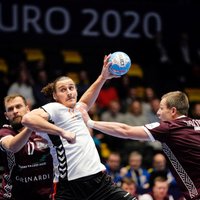 Latvijas handbolisti Eiropas čempionātā piekāpjas arī Nīderlandei