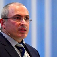 Hodorkovskis un Kasparovs aicina ES pilnībā neaizliegt izsniegt vīzas Krievijas pilsoņiem