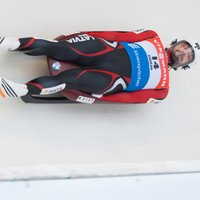 Latvijas kamaniņu braucēji izcīna pasaules čempionāta sudraba medaļas stafetē