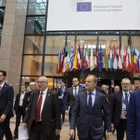 ES līderi apstiprina panākto 'Brexit' vienošanos