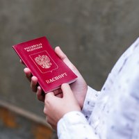 До 30 ноября граждане России еще могут подать документы на получение вида на жительство
