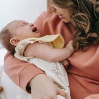 За десять месяцев рождаемость в Латвии упала на 13,1%