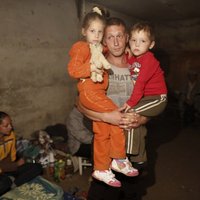 UNICEF: Doņeckā pazemes patversmēs dzīvo aptuveni 1100 bērnu