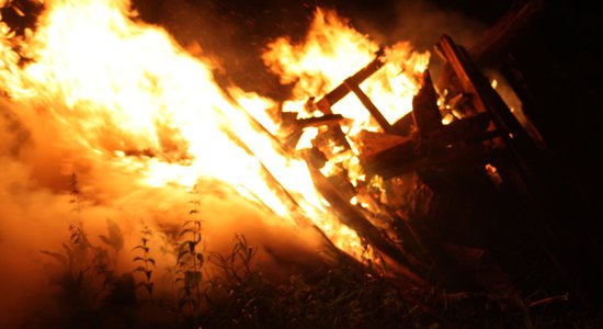 Madonas pusē gada īsāko nakti sagaidīs ar uguns skulptūru festivālu