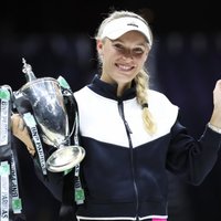 Каролин Возняцки выиграла Итоговый турнир WTA