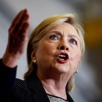 Klintone paziņo, ka Tramps būtu Putina 'marionete'
