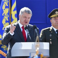 Порошенко обещает вернуть Крым Украине сразу после выборов президента