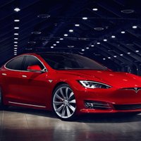 'Tesla' jaunā 'P100D' versija kļuvusi par visātrāko sērijveida auto pasaulē