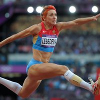 Россиянка Лебедева лишена двух медалей Олимпиады, Болт остался без золота Пекина