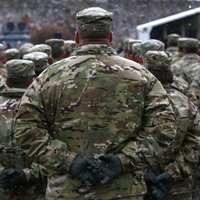 ФОТО. "Мы ждали вас десятки лет": Польша торжественно встречает американских военных