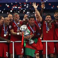ВИДЕО: Триумф Португалии и грусть Франции в финале ЕВРО
