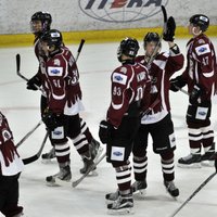 'Rīgas' hokejistiem uzvara pēdējā mājas spēlē šosezon
