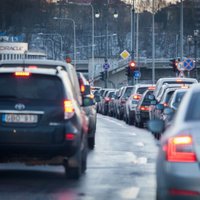 В Вильнюсе пробки: жители подозревают, что виноват латвийский магазин Depo