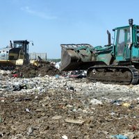 VARAM хочет продлить чрезвычайную ситуацию в сфере вывоза мусора в Риге