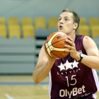 Basketbolists Čavars pārceļas uz Baltkrieviju