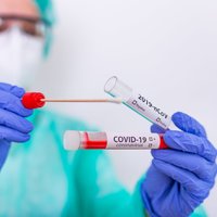 Trešdien Latvijā konstatēti 812 Covid-19 inficēšanās gadījumi; 10 sasirgušie miruši