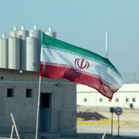 Irāna vēlas kodolpakta garantijas, lai netiktu 'sadzelta divreiz'