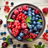 Мало калорий, много витаминов. Сколько следует съедать ягод в день?