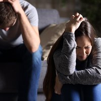 Как пережить развод: четыре стадии принятия, ошибки и вредные советы