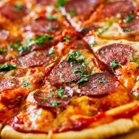 Plāna, kraukšķīga un kārdinoša – lietpratēja padomi ideālai picai