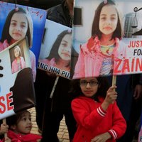Pakistānā tiesa piespriež nāvessodu astoņu mazgadīgu meiteņu izvarotājam