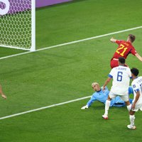 Бельгиец Куртуа отбил пенальти против Канады, Испания впервые забила 7 голов на ЧМ