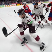 Balcers un Jevpalovs AHL čempionātā izceļas ar rezultatīvu piespēli