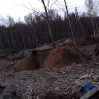Читатель: В Баложи строительный мусор складируют под землю, ломают деревья (фото, видео)