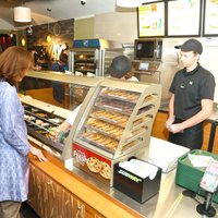 'Subway': 'McDonald's' un 'Hesburger' nav mūsu konkurenti