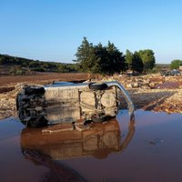 "Тела лежат повсюду". Погибших в катастрофическом наводнении в Ливии уже больше 5000