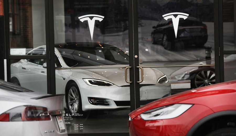 Tesla Share Value Shows Best Results Since Fall 2020